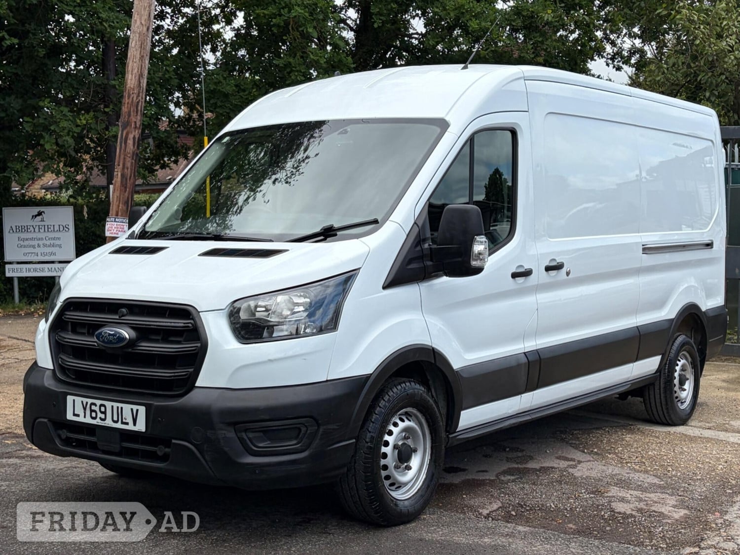 [ berth ]Ford Transit