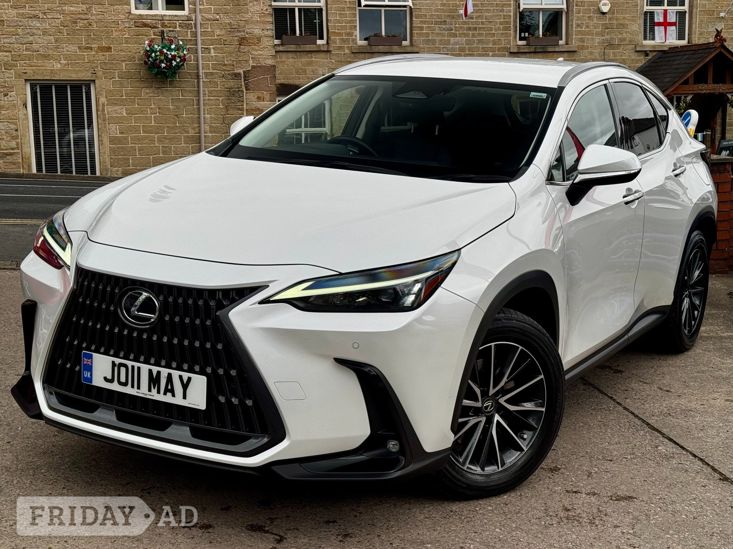 [ berth ]Lexus NX