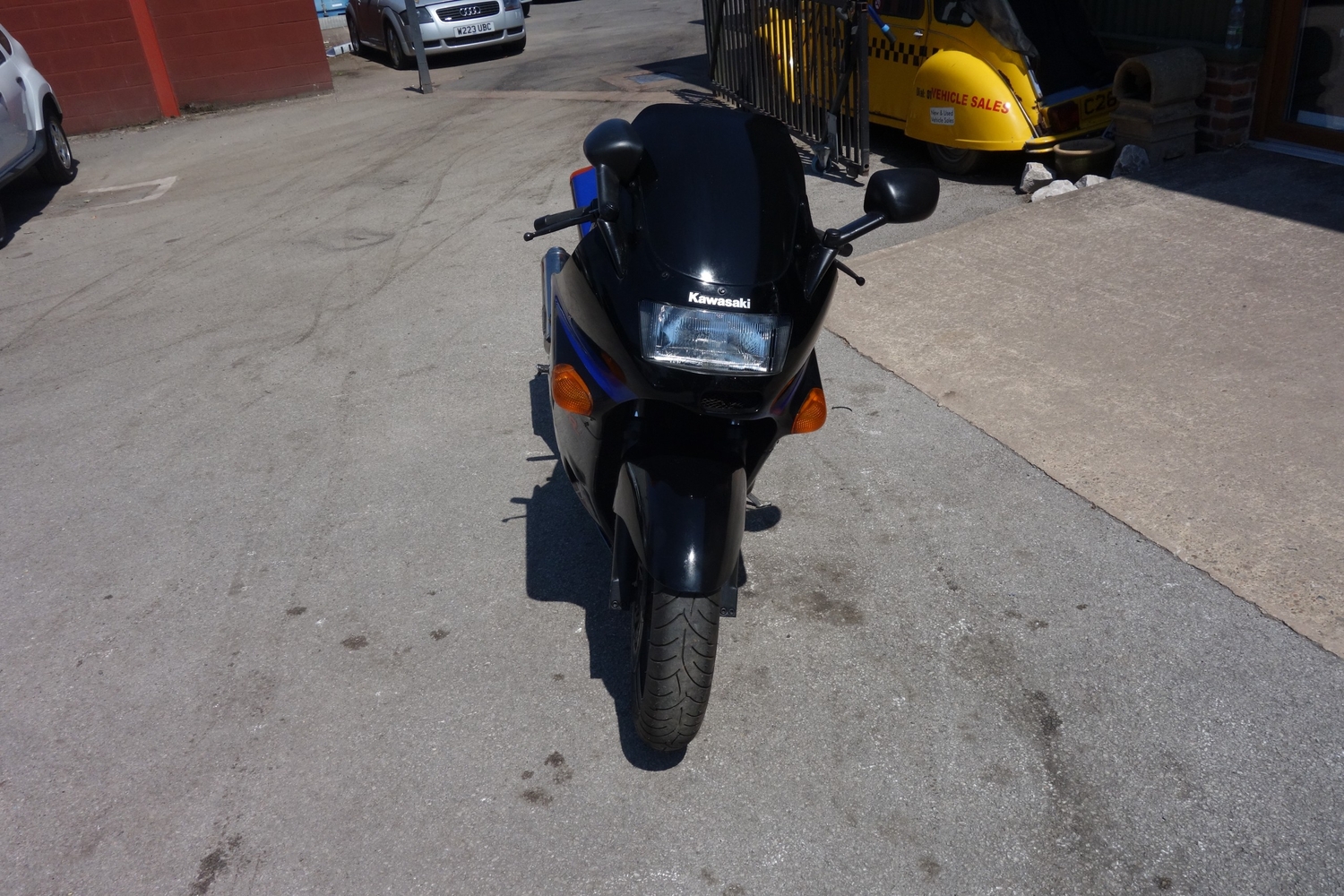 Kawasaki ZZR 1992 - Motorbikes, Scooters & Quads in Rugeley