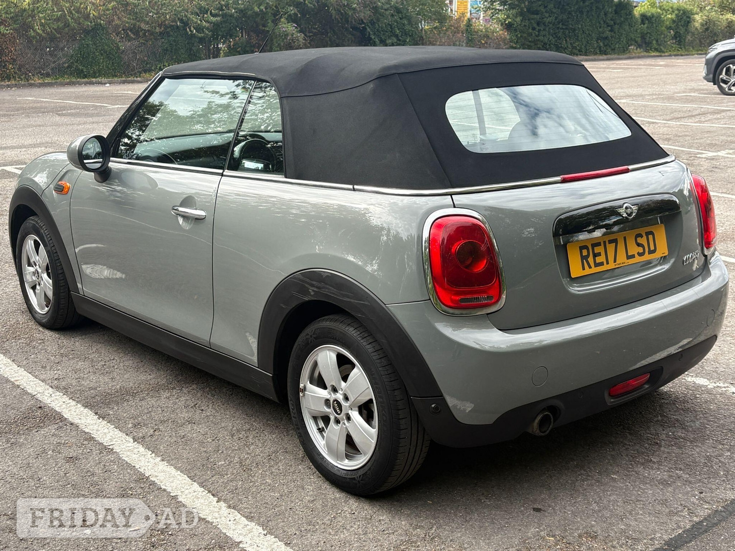 Mini Convertible 2017 - Cars