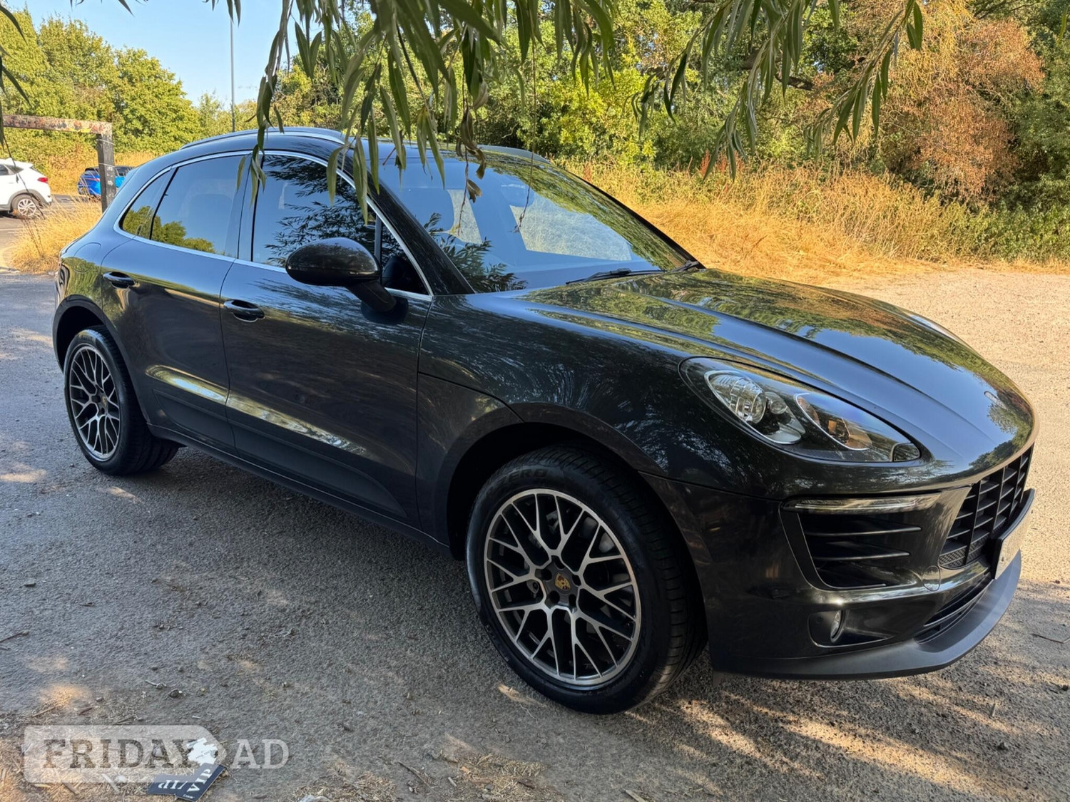 Porsche Macan 2018 - Cars in Harrow