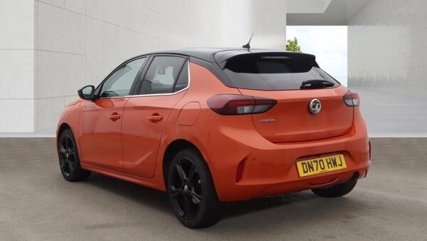 [ berth ]Vauxhall Corsa
