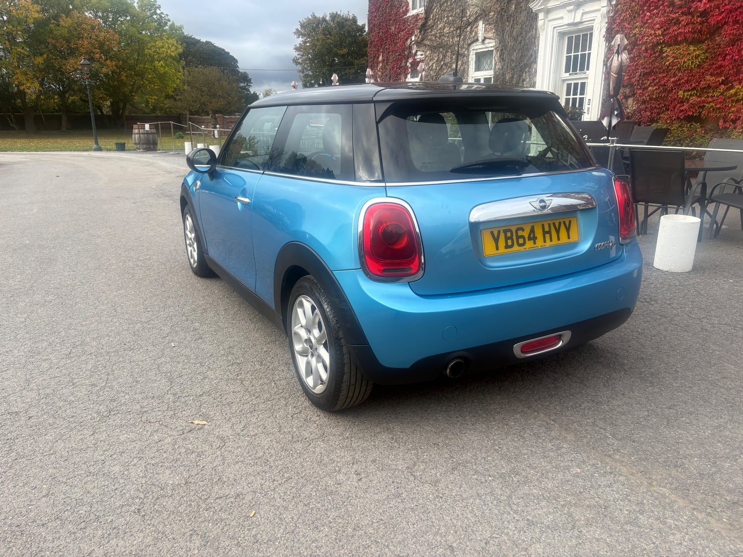 [ berth ]Mini Hatch