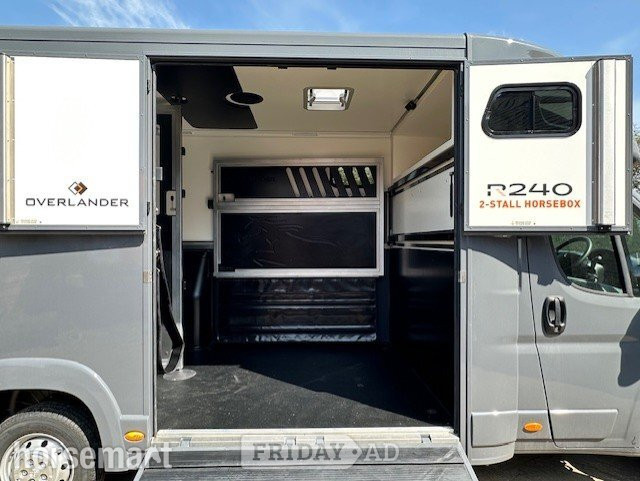 Overlander R240 Raceline Peugeot Horsebox - Trailers & Horseboxes