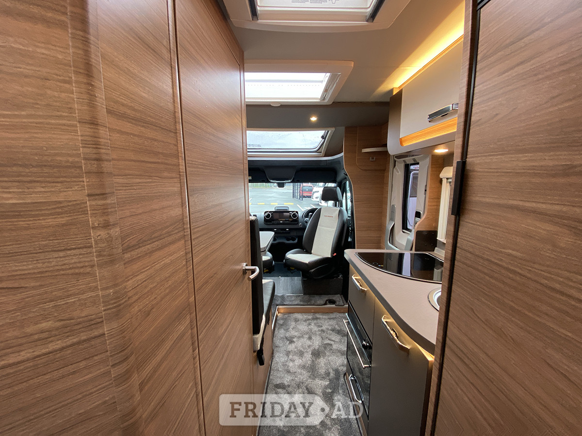 [2 berth ]Weinsberg CaraCompact MB 640 MEG Pepper