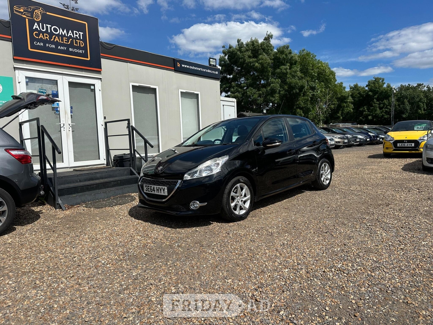 [ berth ]Peugeot 208