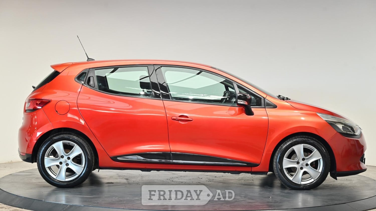 Renault Clio 2014 - Cars in Cullompton