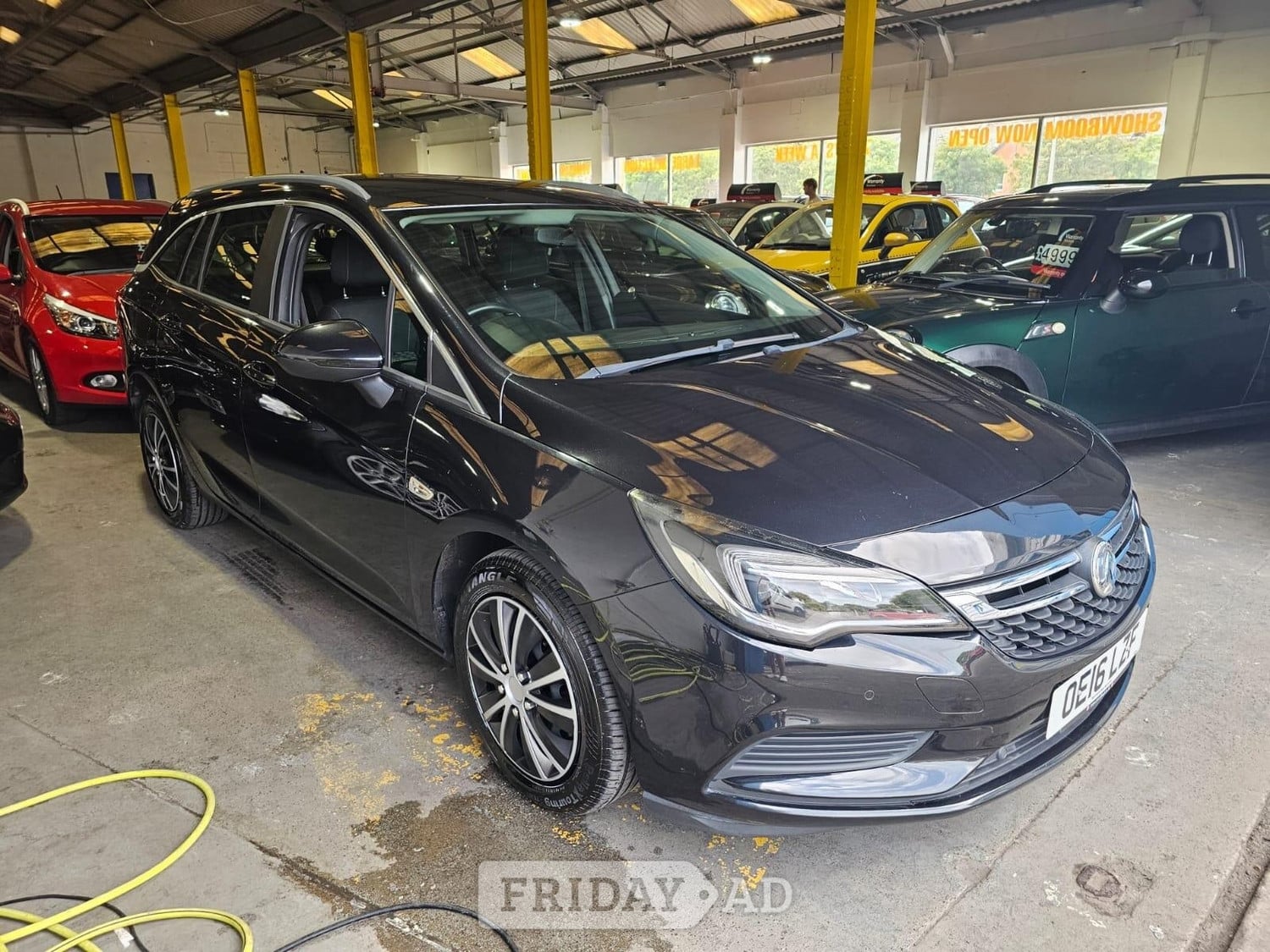 Vauxhall Astra 2016 in Pontypridd