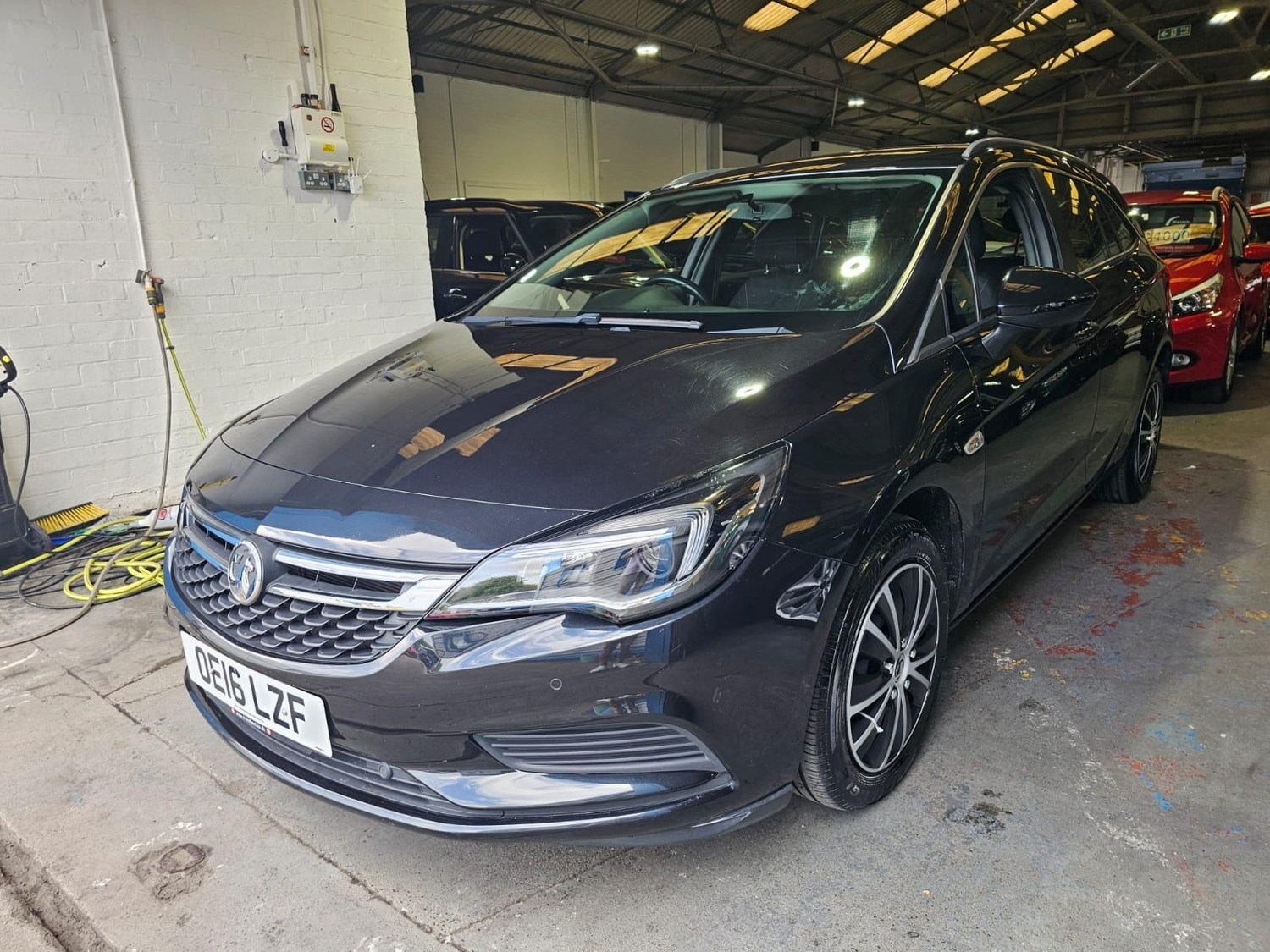 [ berth ]Vauxhall Astra