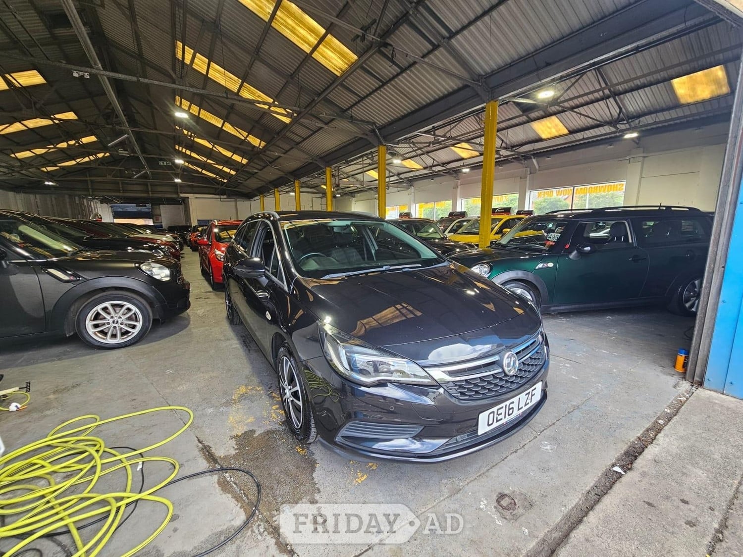 Vauxhall Astra 2016 - Cars