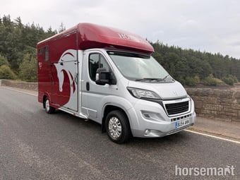Equi-Trek Sonic Excel  Peugeot Horsebox