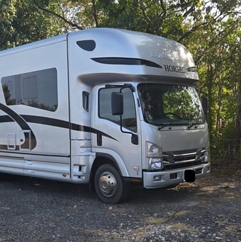 Equi-Trek Endeavour Excel Isuzu Horsebox