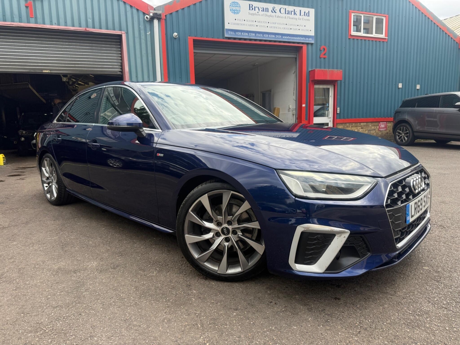 [ berth ]Audi A4