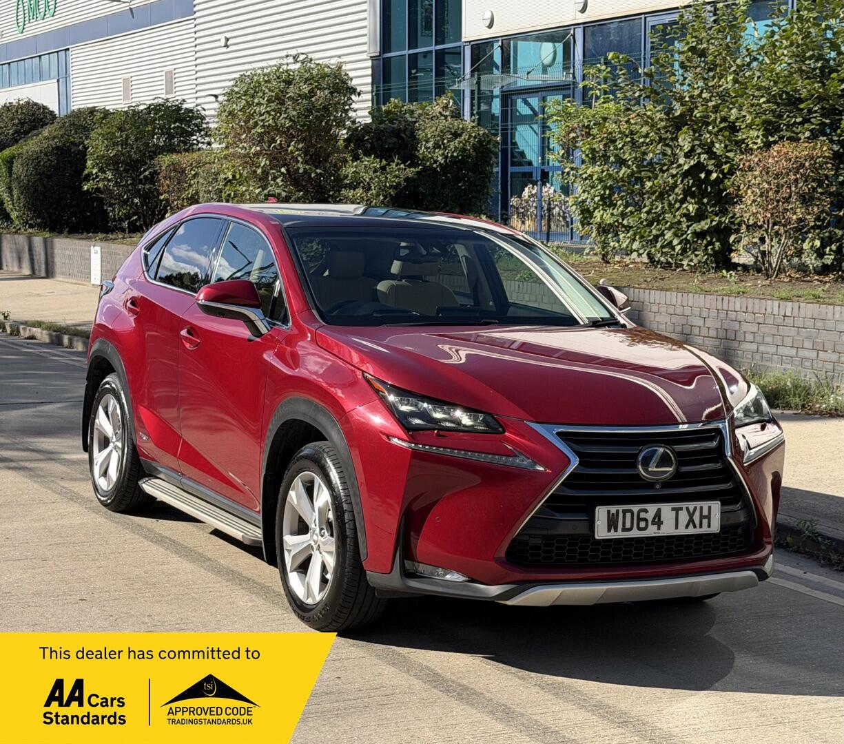 Lexus NX 2014 in Havering