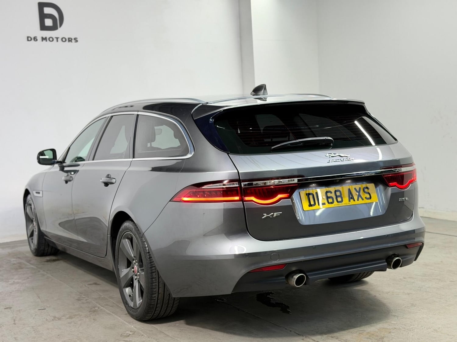 Jaguar XF 2019 - Cars in Brent