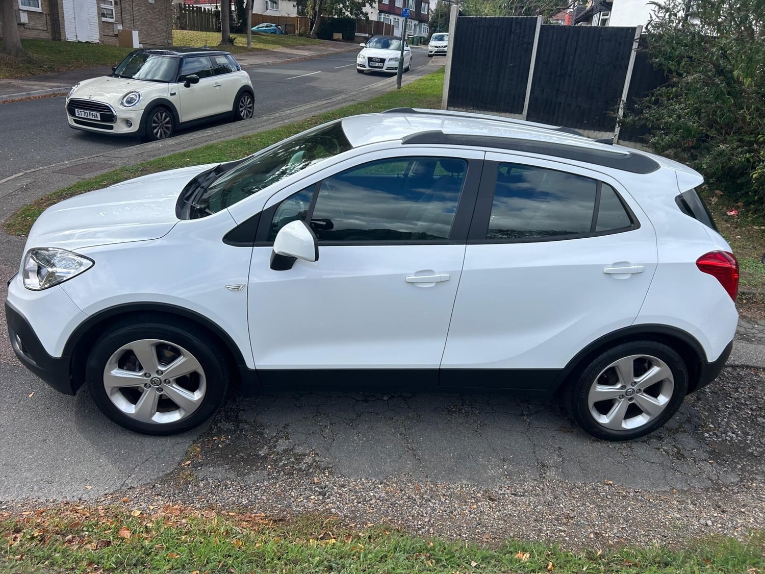 Vauxhall Mokka 2014 - Cars in Bexley