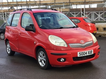 Toyota Yaris Verso 2004