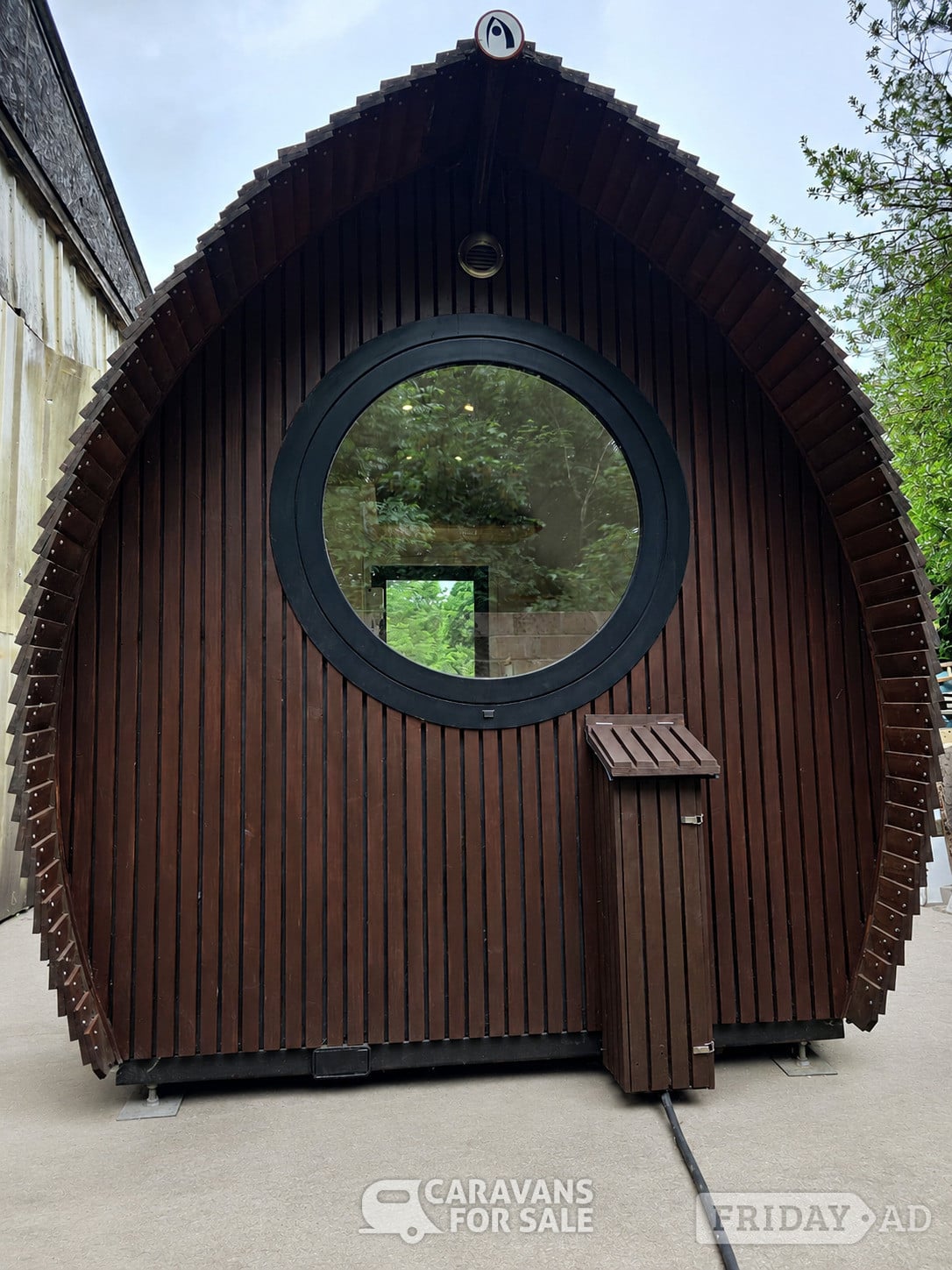 GLAMPING POD Exceptional 12ft glamping pod built to a high-spec. 