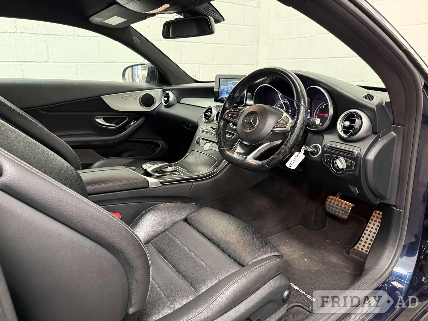 [ berth ]Mercedes-Benz C Class