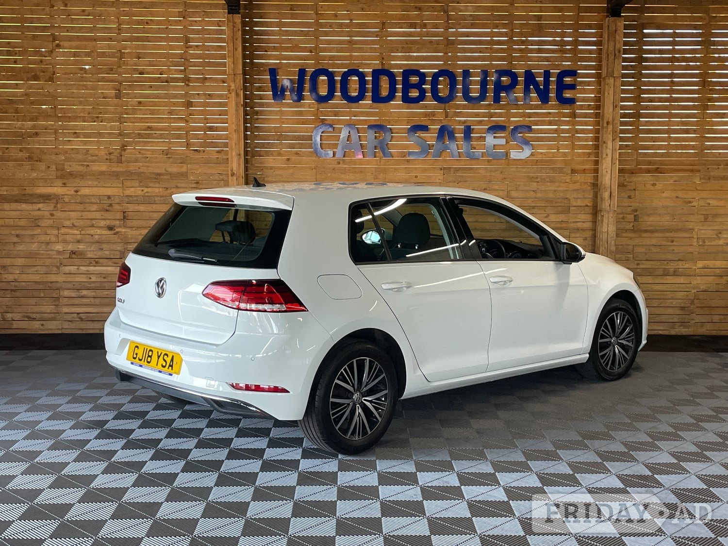 Volkswagen Golf 2018 - Cars in Brighton