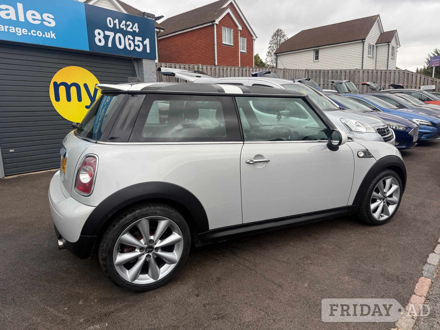 Mini Hatch 2012 - Cars in Rye