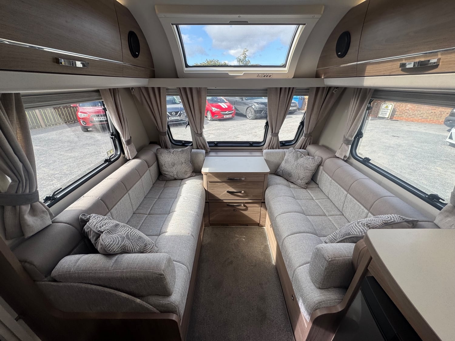 Compass Capiro 2021 - Motorhomes & Caravans