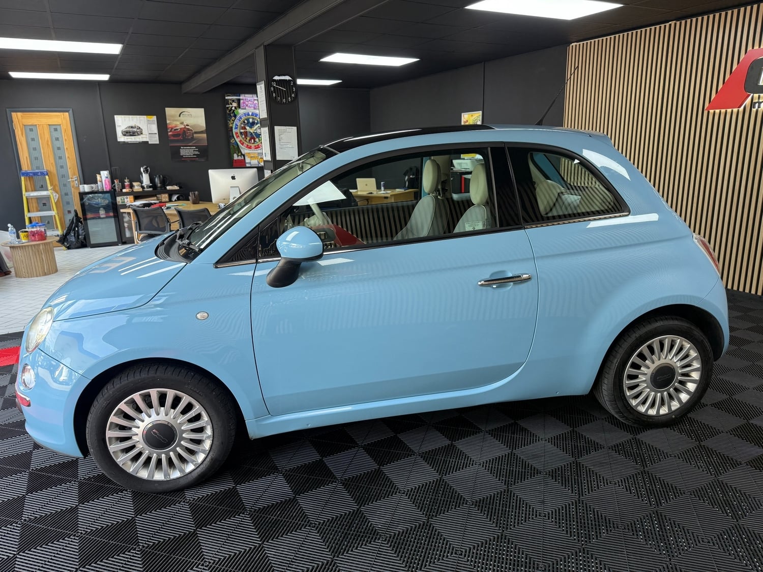Fiat 500 2011 - Cars