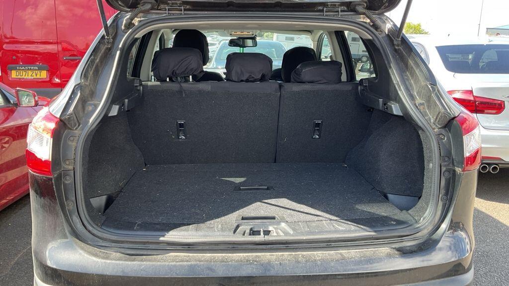Nissan Qashqai 2016 - Cars
