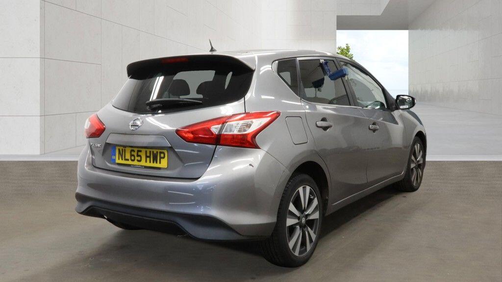 Nissan Pulsar 2015 - Cars in Hounslow