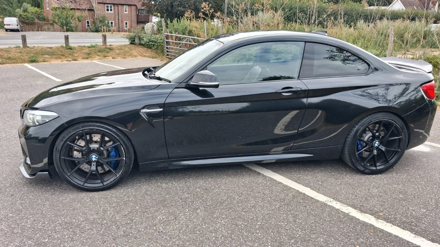 [ berth ]BMW M2