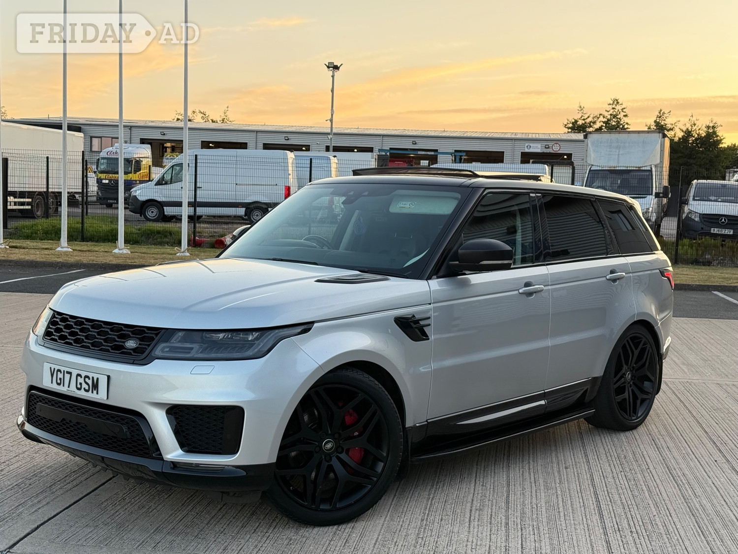 [ berth ]Land Rover Range Rover Sport