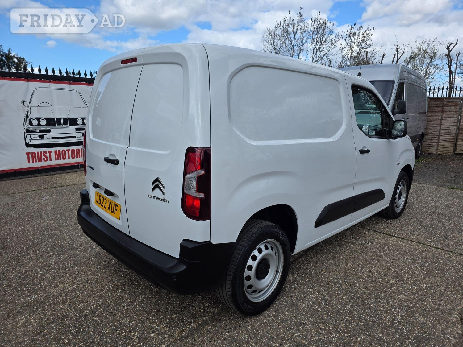 [ berth ]Citroen Berlingo