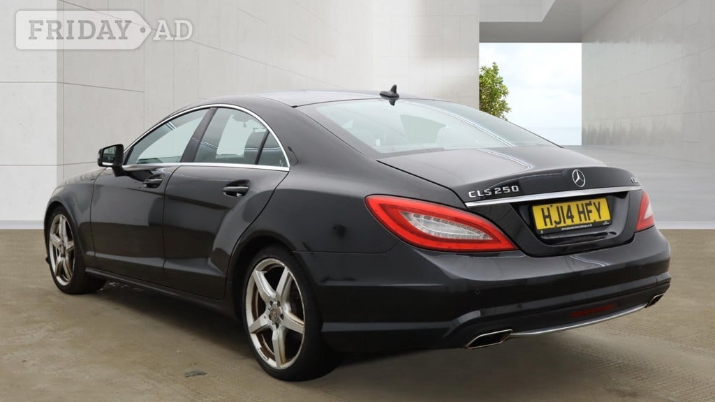 [ berth ]Mercedes-Benz CLS Class