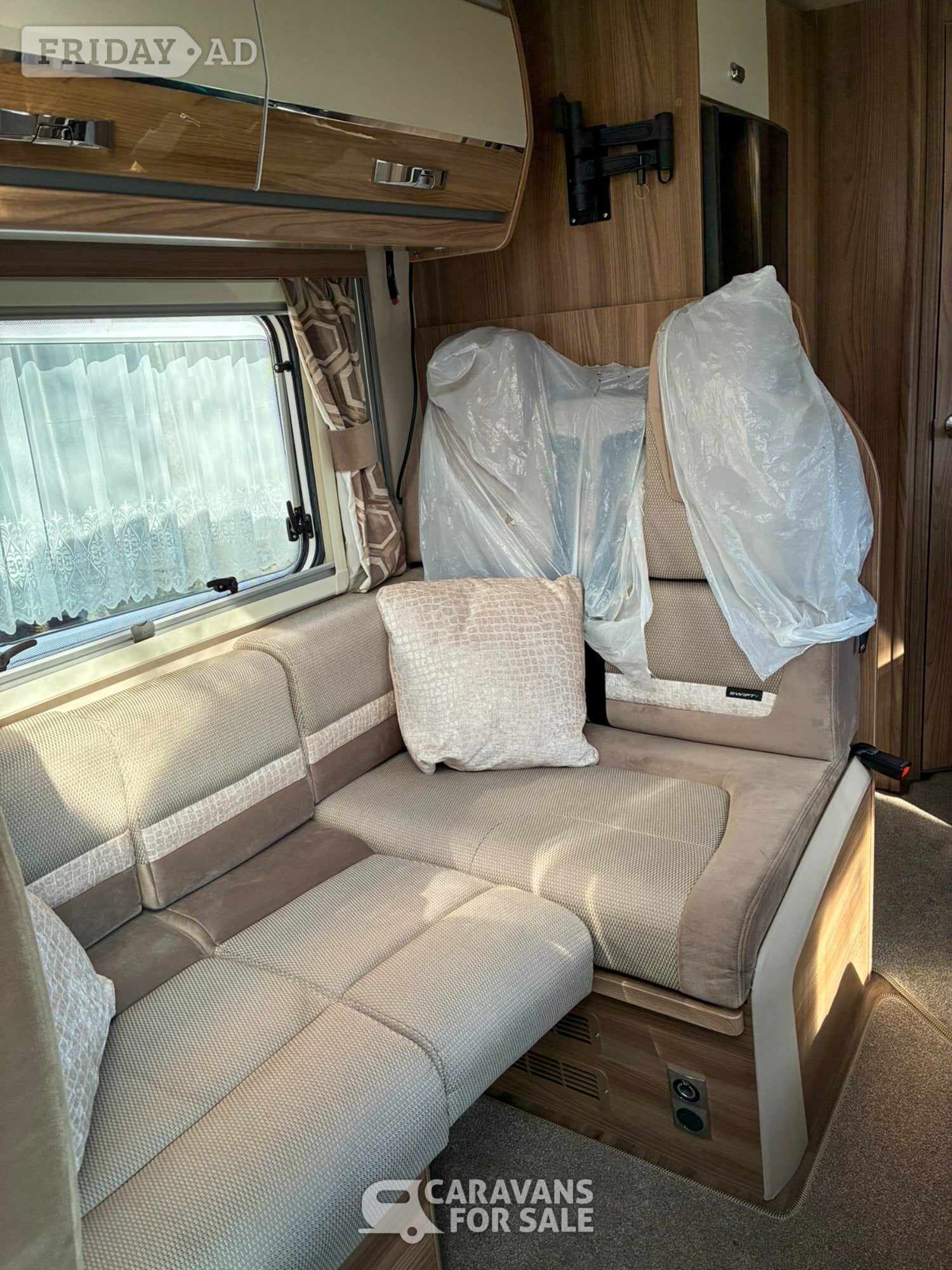 Swift Bessacarr 524 2019 for sale - Motorhomes & Caravans in Warrington