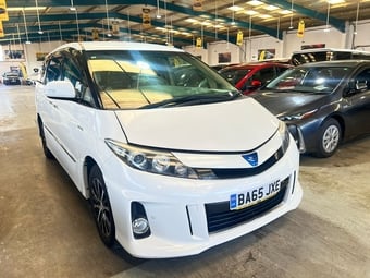 Toyota Estima 2015