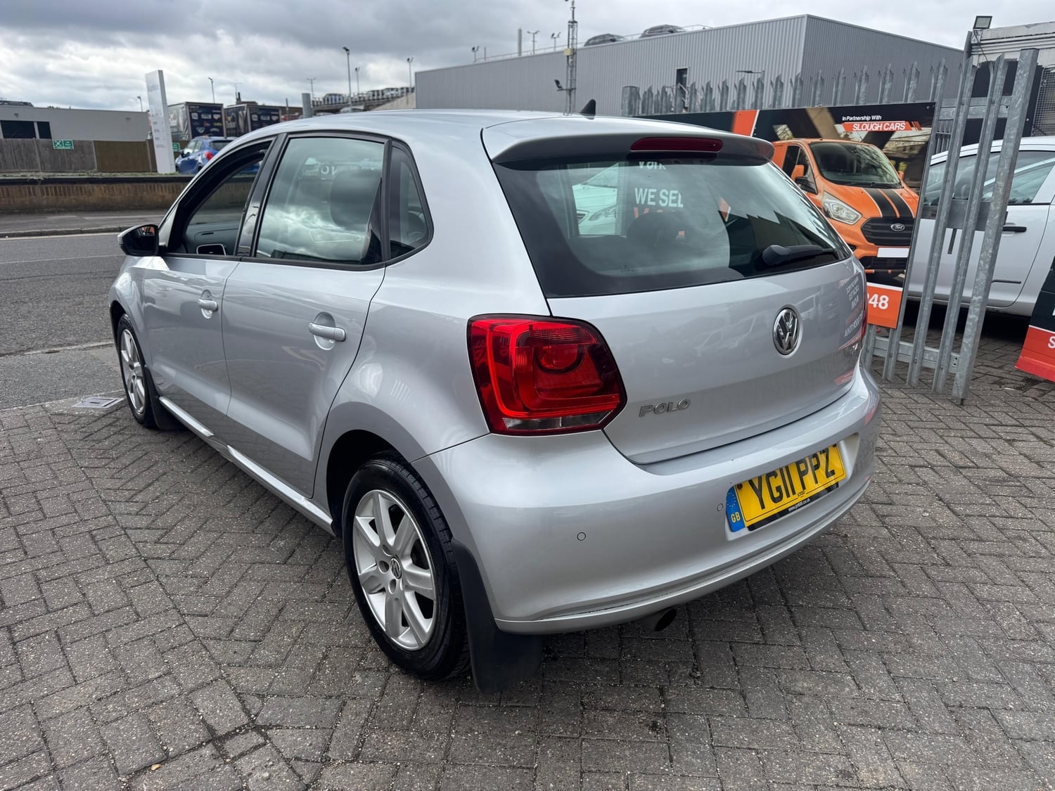 [ berth ]Volkswagen Polo
