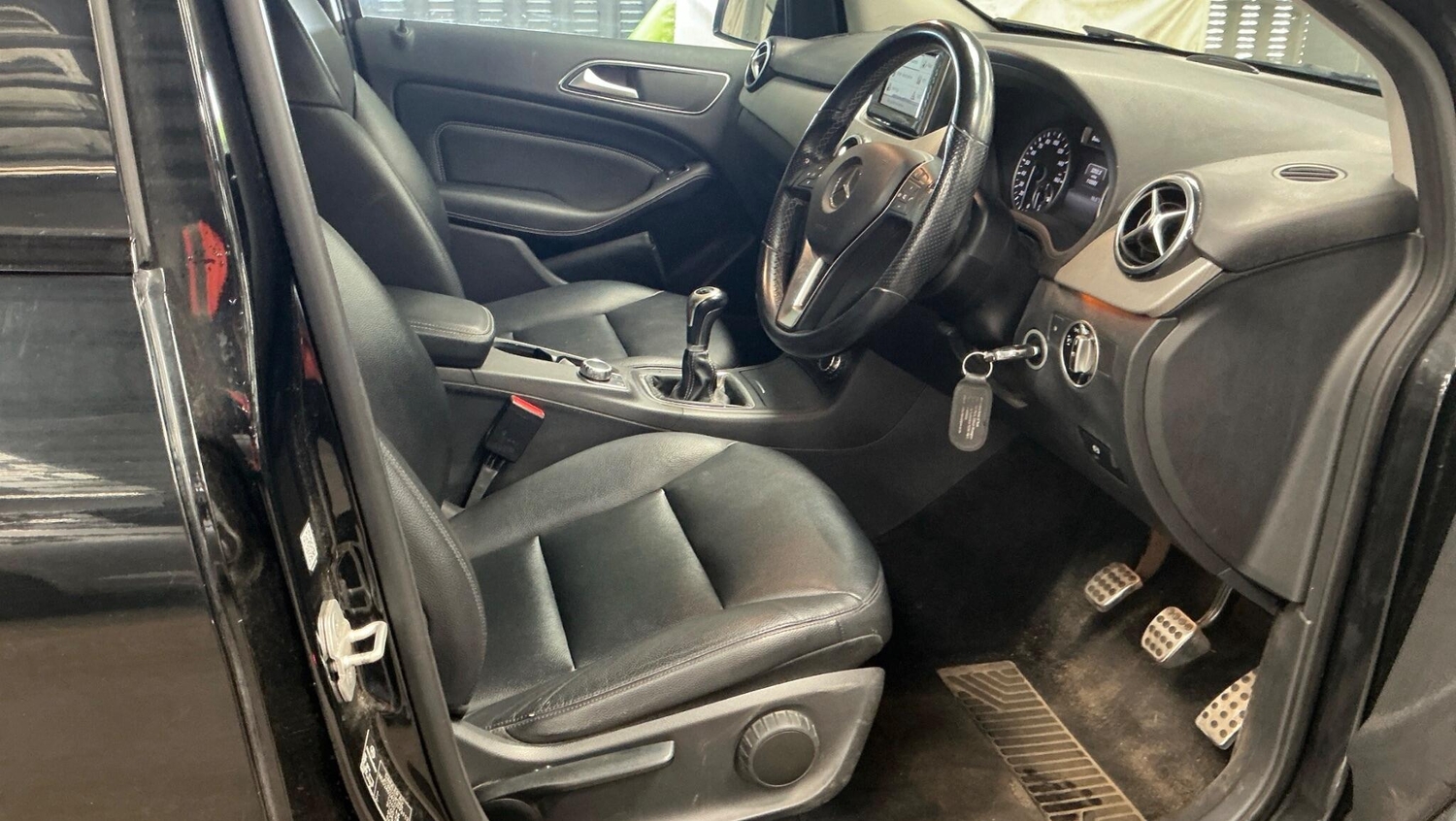 Mercedes-Benz B Class 2014 - Cars in Harrow