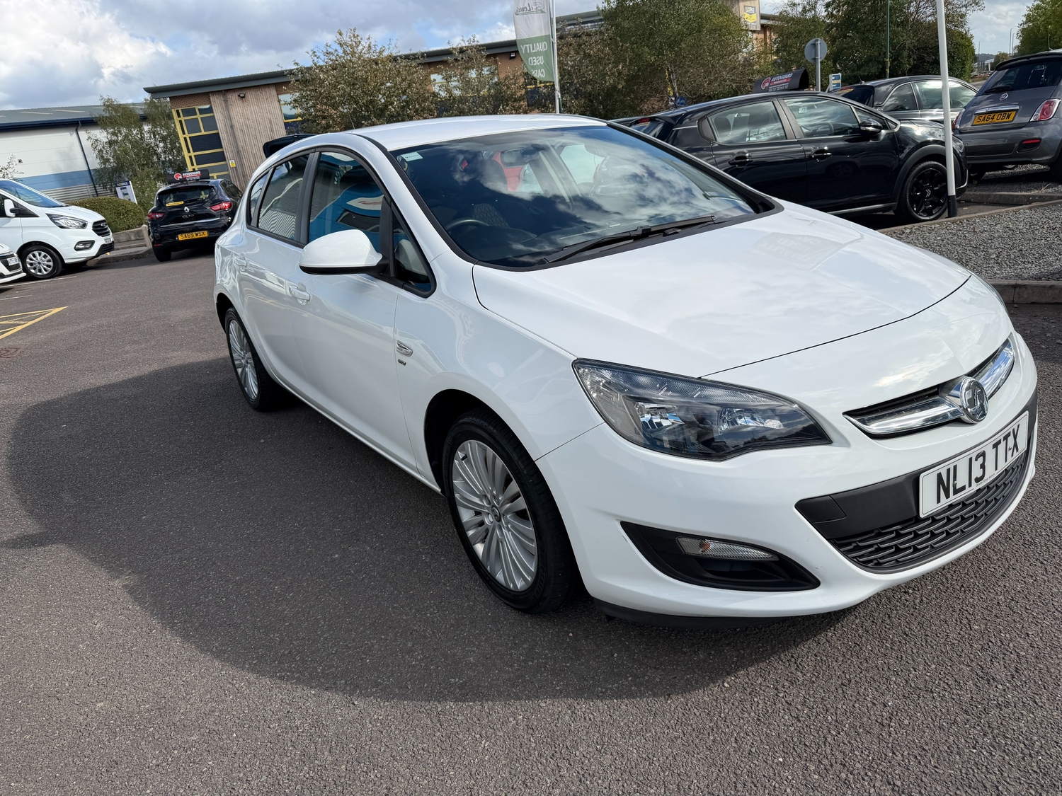 [ berth ]Vauxhall Astra