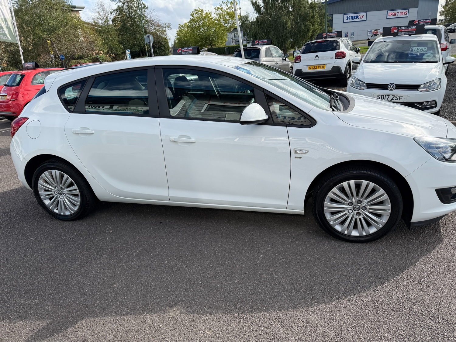 Vauxhall Astra 2013 - Cars in Shrewsbury