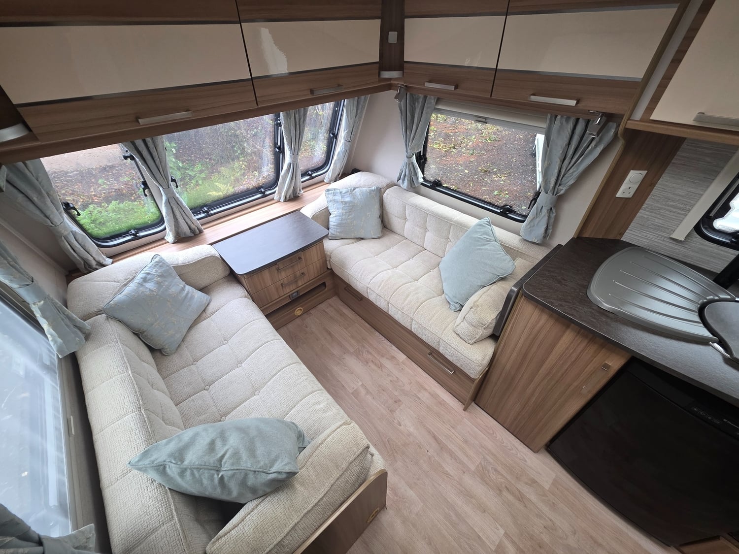 Lunar Lexon 2016 - Motorhomes & Caravans