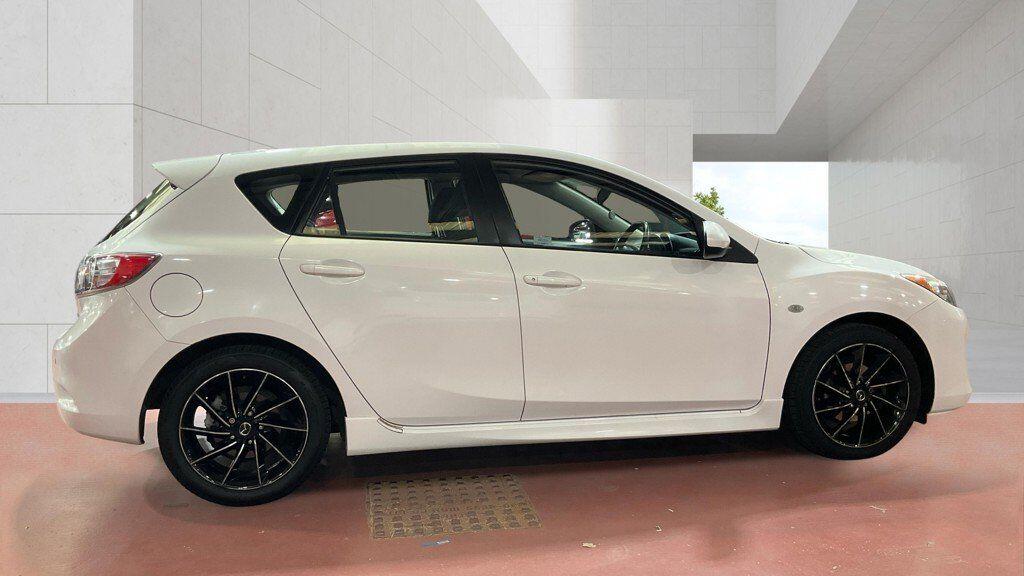 Mazda 3 2012 - Cars