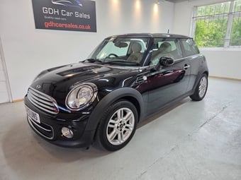 Mini Hatch 2013