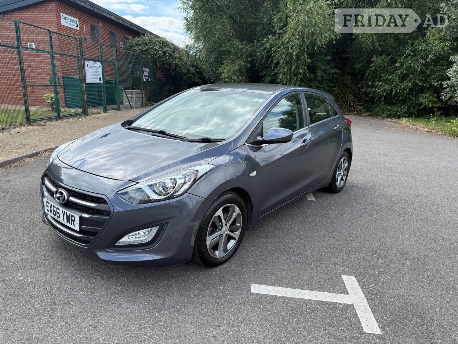 Hyundai i30 2016 in Portsmouth