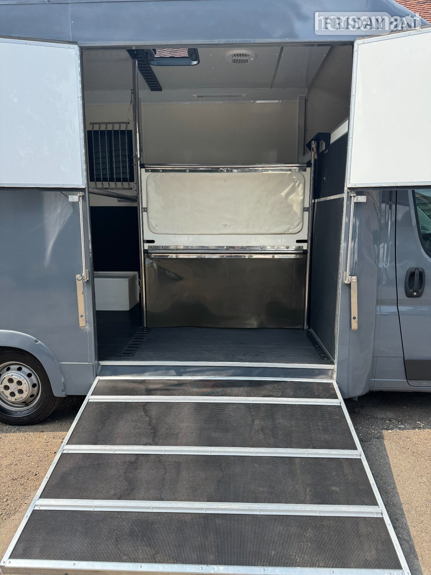 Other  Peugeot Horsebox - Trailers & Horseboxes in Rudgwick