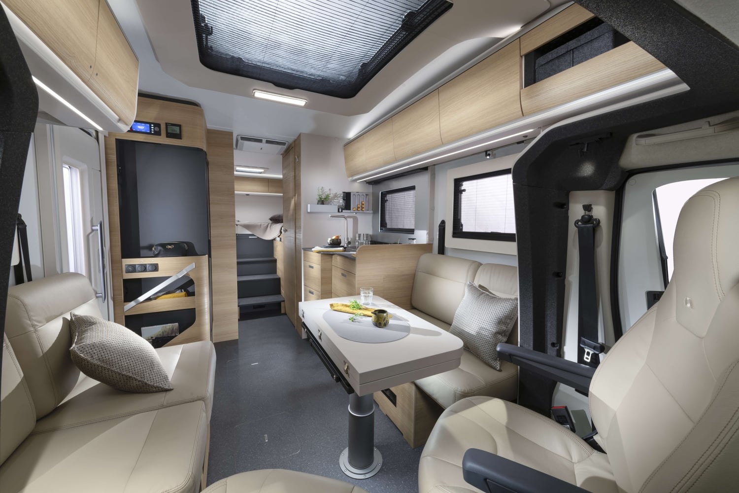 [3 berth ]Adria Coral Select 670 DL