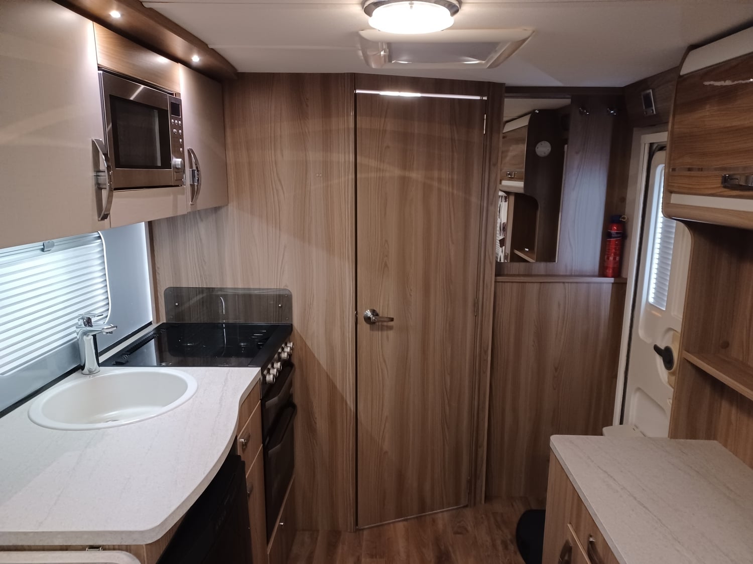 [2 berth ]Swift Siena Accent 480