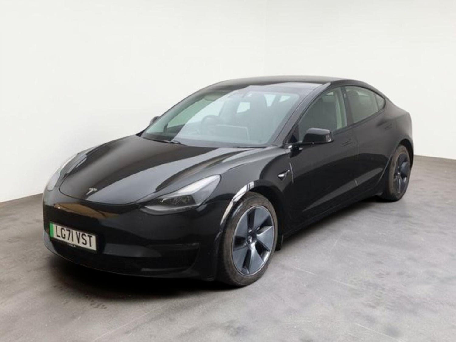 Tesla Model 3 2021 - Cars in Bolton