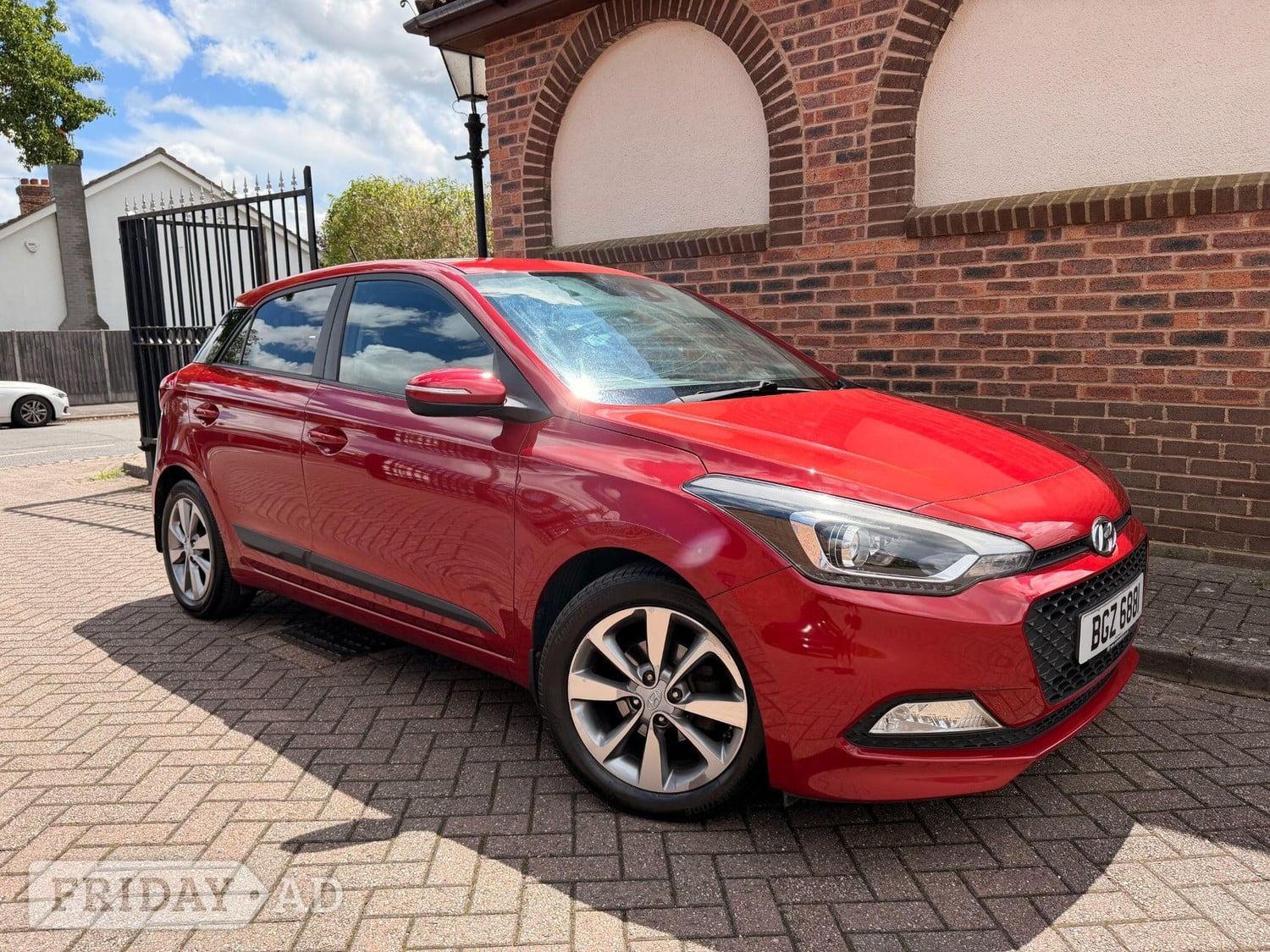 Hyundai i20 2016 in Sutton
