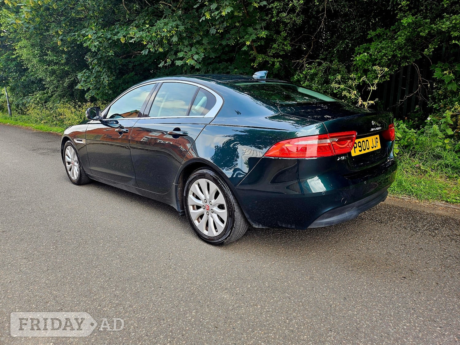 [ berth ]Jaguar XE