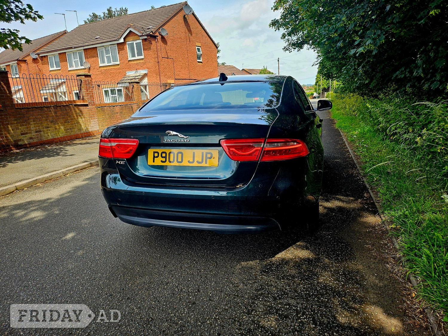Jaguar XE 2016 - Cars